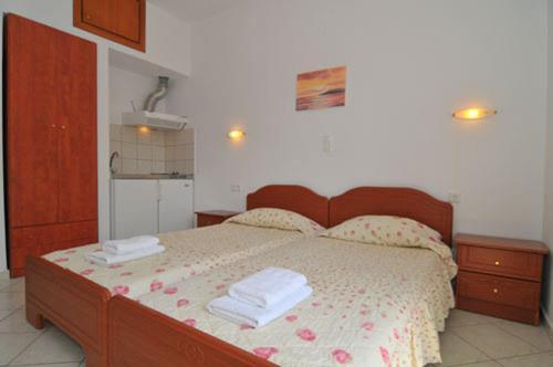 Villa Iris Prínos Esterno foto