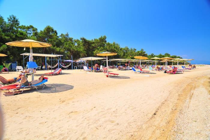 Villa Iris Prínos Esterno foto